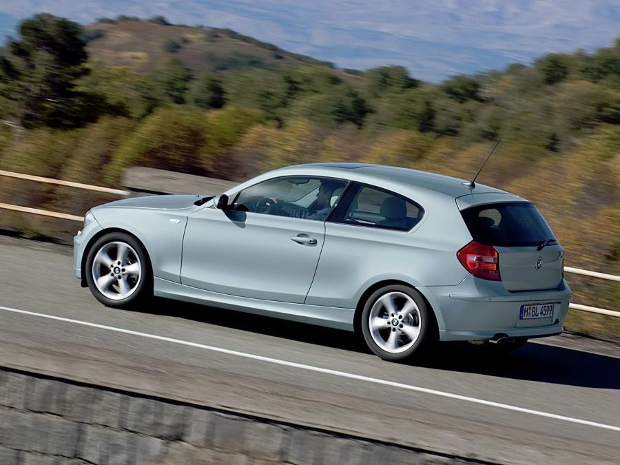  BMW 120i 3-Door 2007 года  (фото 25 из 70)